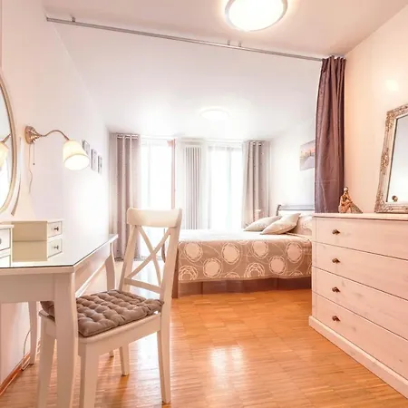 Modern Charvatova