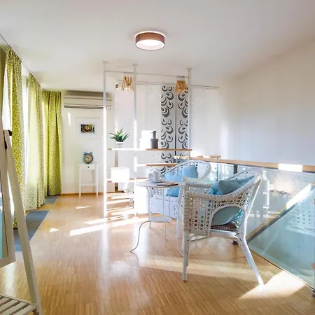 Modern Charvatova Apartament Praga