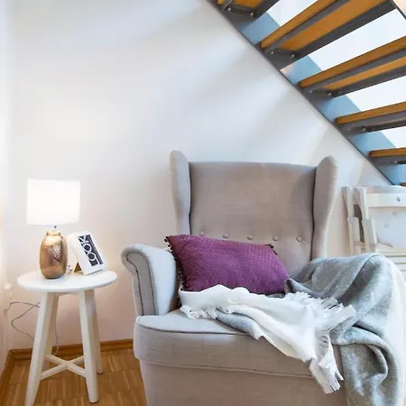 Apartment Modern Charvatova Prag