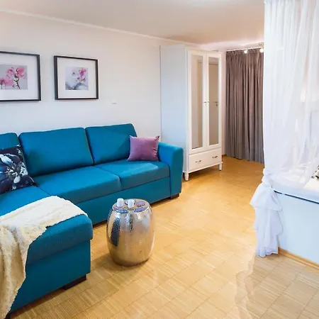Apartment Modern Charvatova *