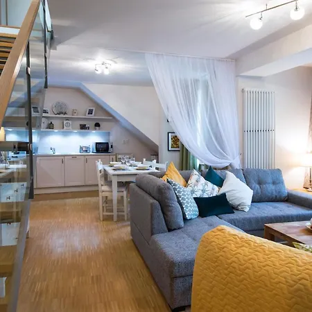 Apartment Modern Charvatova