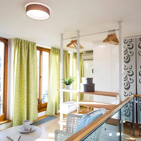 Modern Charvatova Lägenhet Prag