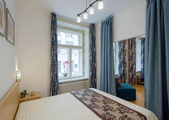 Modern Charvatova * Prag