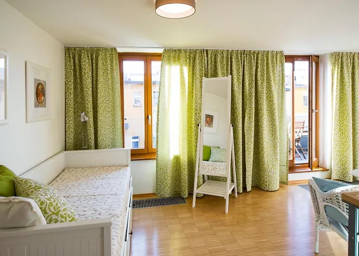 Modern Charvatova Prag