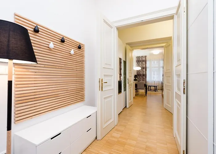 Appartamento Modern Charvatova Praga